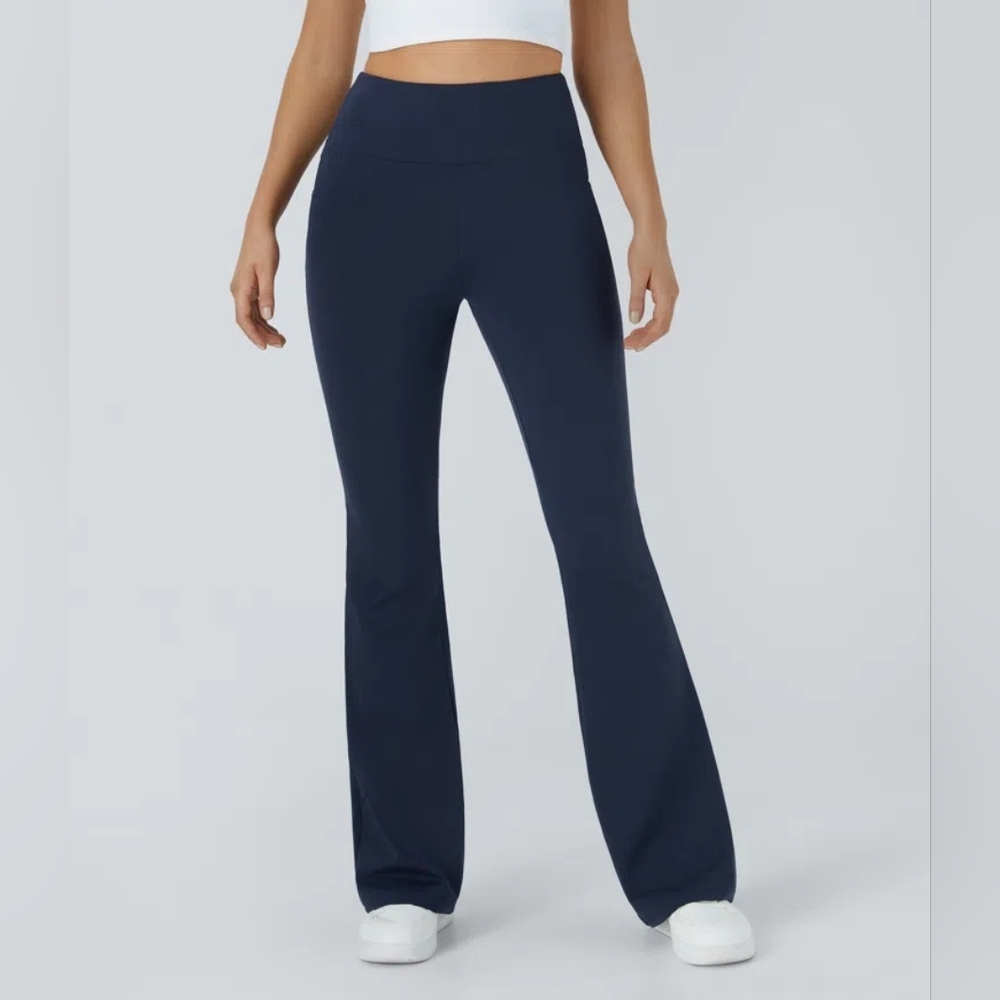 NWT Halara DayStretch High Waisted Pocket Flare Yoga Leggings Blue M petite - Picture 6 of 8